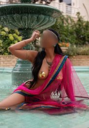Goddess Mia Honey